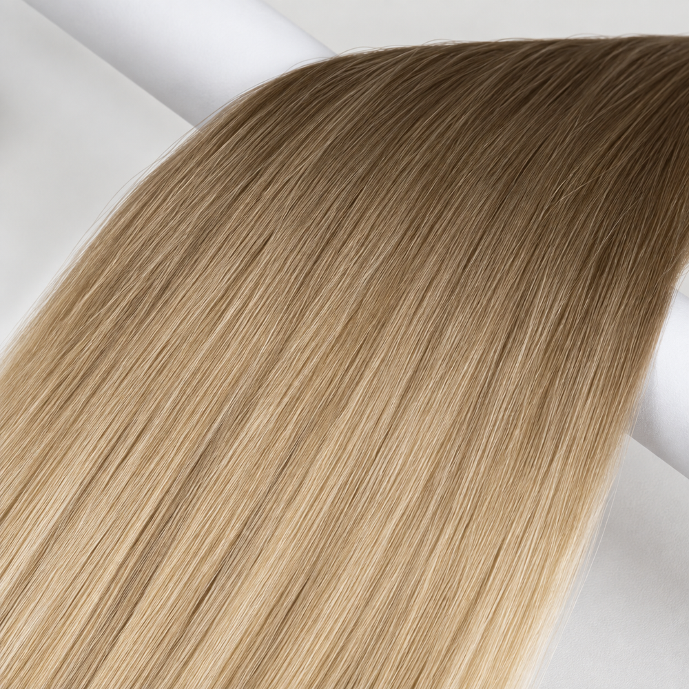 #8/18 Balayage (Kleurstaal)